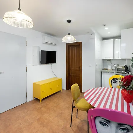 Apartment - Pinksparrow -