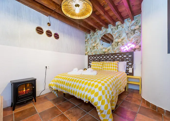 Apartment - Pinksparrow - *