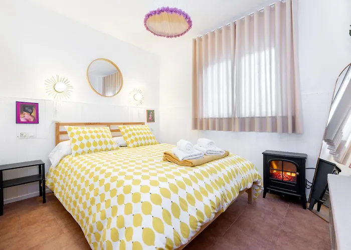 Apartment - Pinksparrow - *